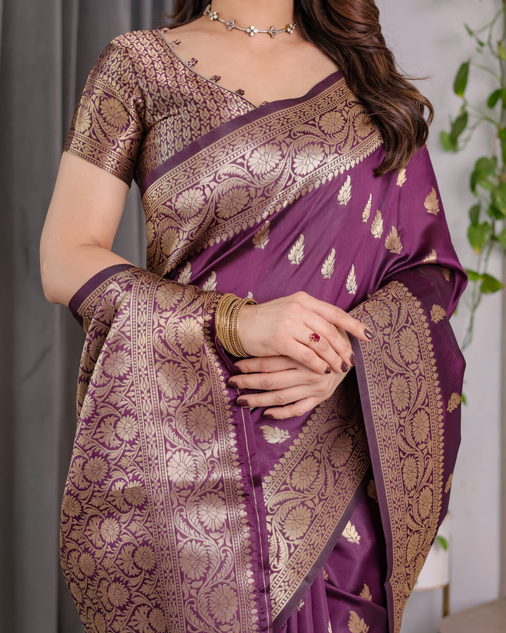 Pure Kanjivaram Silk Saree With Zari Border And Rich Pallu