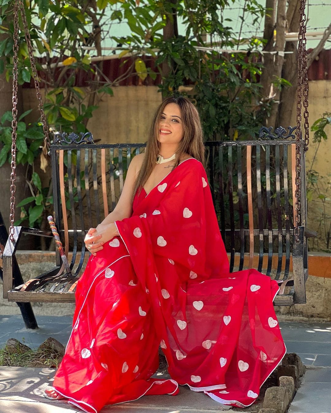 1 MIN READY TO WEAR SAREE IN IMPORTED GEORGETTE WITH HEAVY BLOUSE