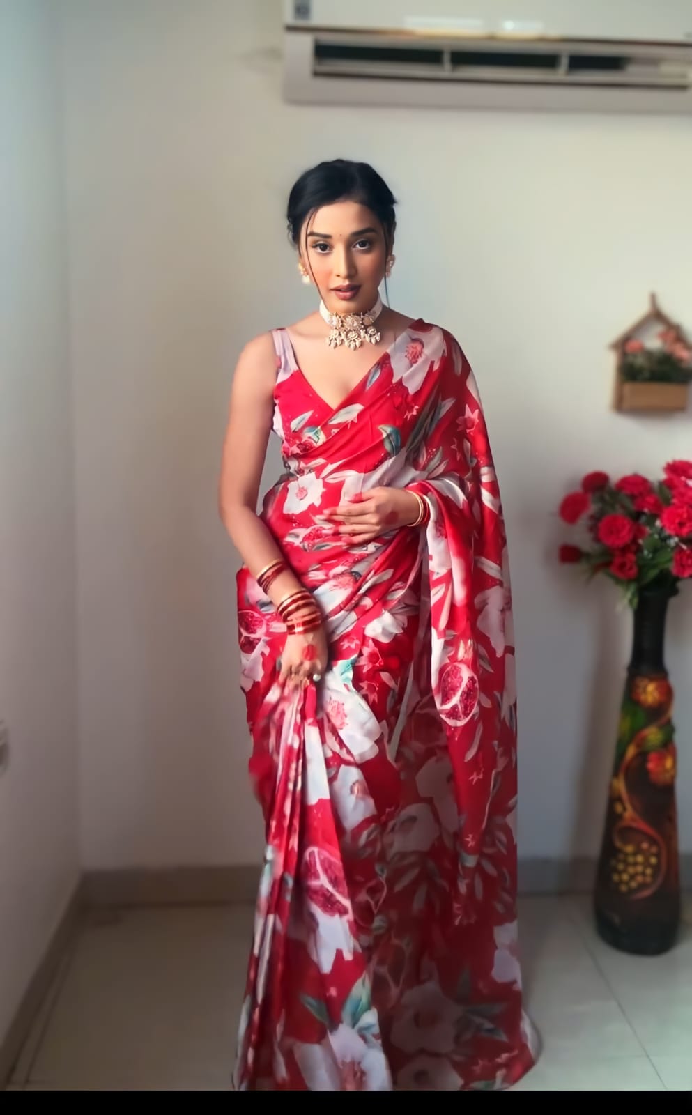 1 MIN READY TO WEAR SAREE IN SOFT GEORGETTE SILK WITH BLOUSE
