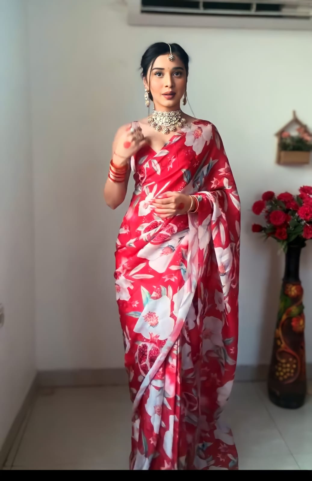 1 MIN READY TO WEAR SAREE IN SOFT GEORGETTE SILK WITH BLOUSE