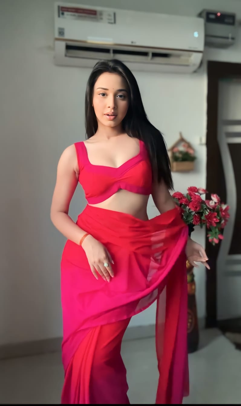1 MIN READY TO WEAR SAREE IN SOFT GEORGETTE SILK WITH BLOUSE