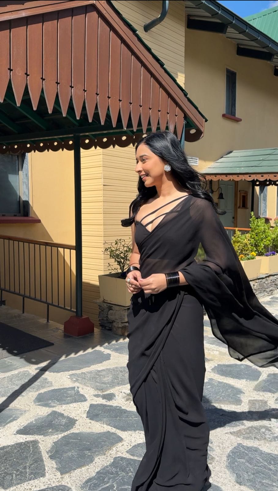 1-MIN READY TO WEAR SAREE IN SOFT GEORGETTE SILK WITH BLOUSE