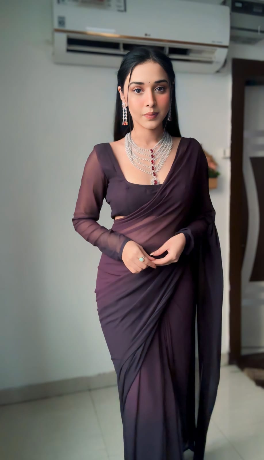 1 MIN READY TO WEAR SAREE IN IMPORTED GEORGETTE WITH BLOUSE