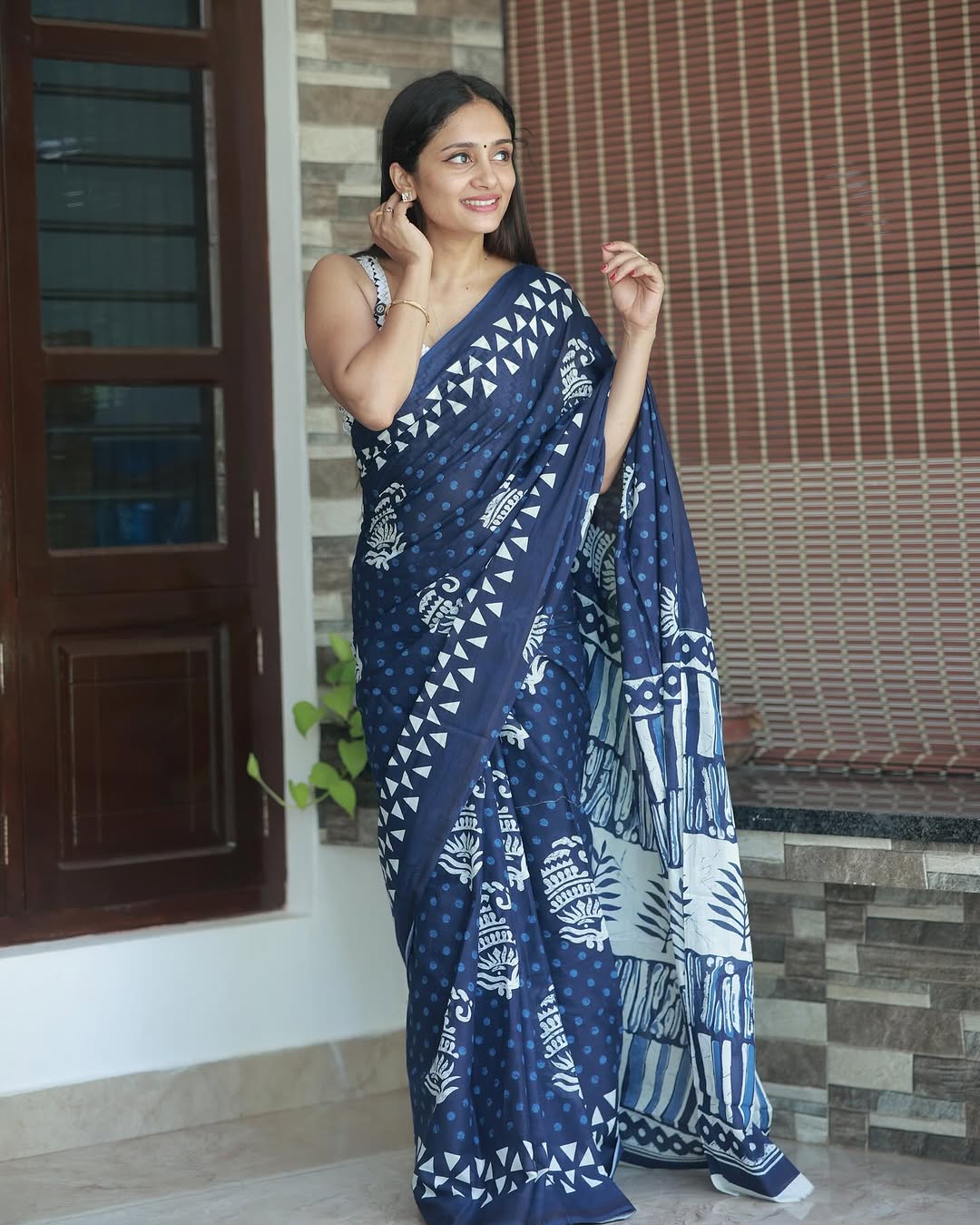 1 MINUTE READY TO WEAR PURE SOFT LINEN SILK SAREE