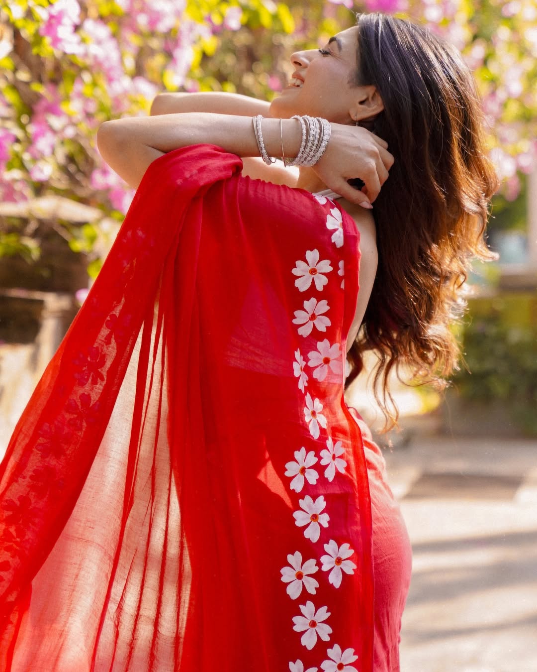 1 MIN READY TO WEAR RED MUL COTTON DIGITAL PRINTED SAREE WITH POCKET