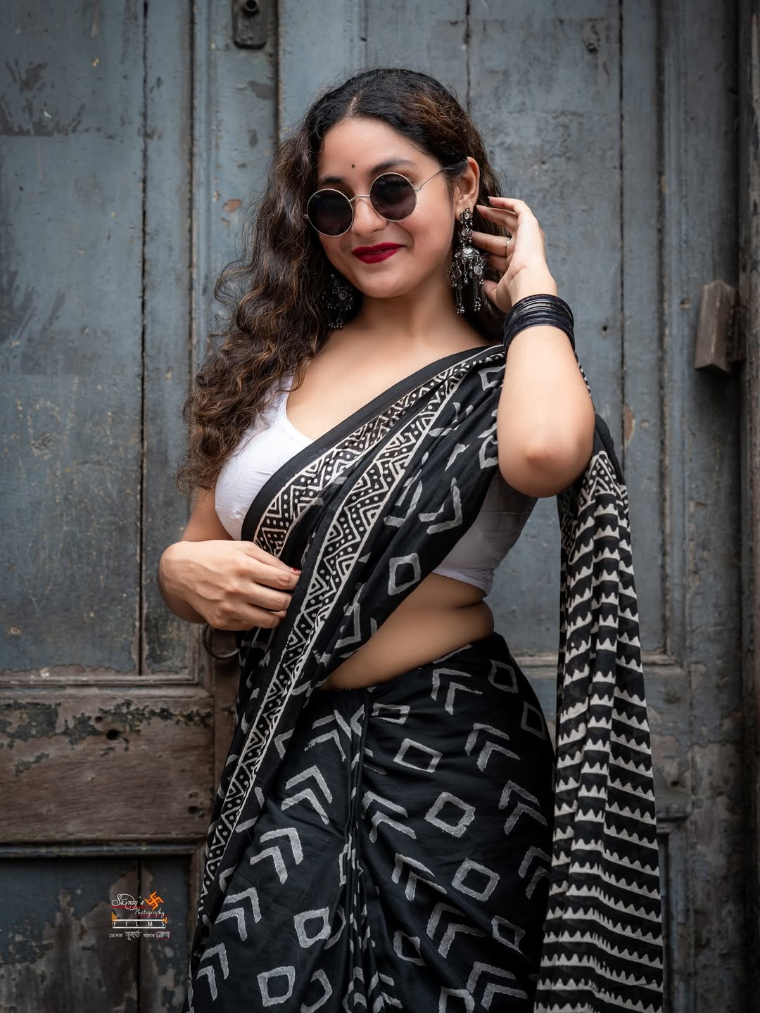 1 MIN READY TO WEAR BLACK MUL COTTON DIGITAL PRINTED SAREE WITH POCKET