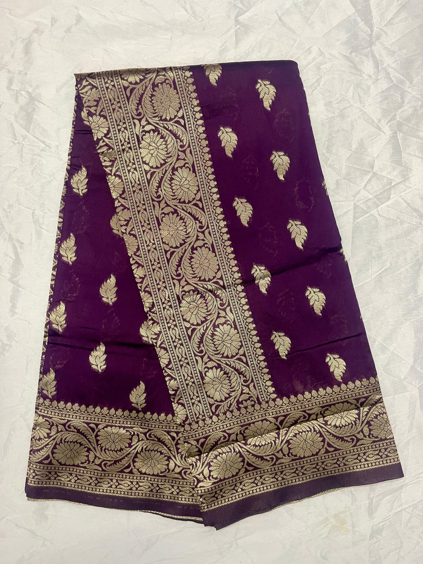 Pure Kanjivaram Silk Saree With Zari Border And Rich Pallu