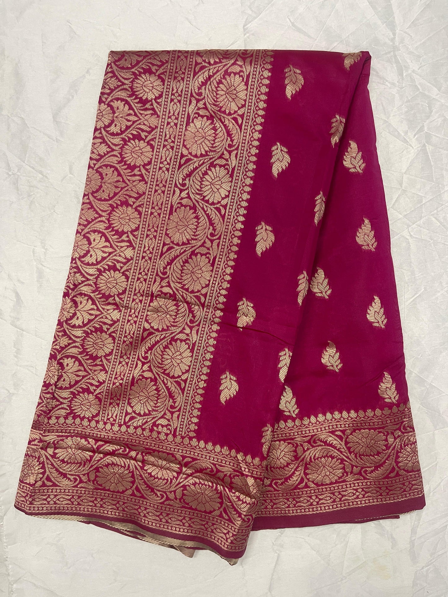 Pure Kanjivaram Silk Saree With Zari Border And Rich Pallu