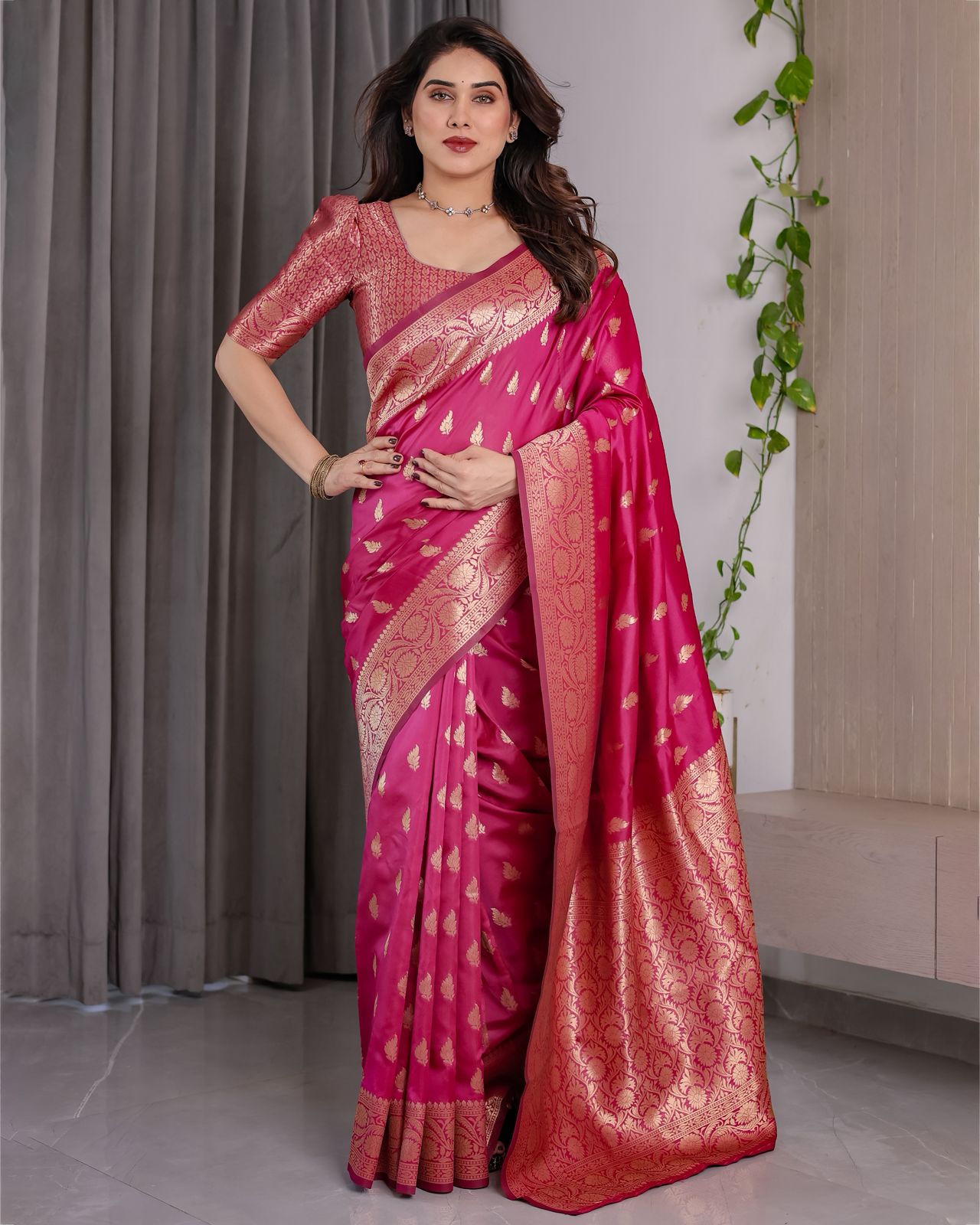 Pure Kanjivaram Silk Saree With Zari Border And Rich Pallu