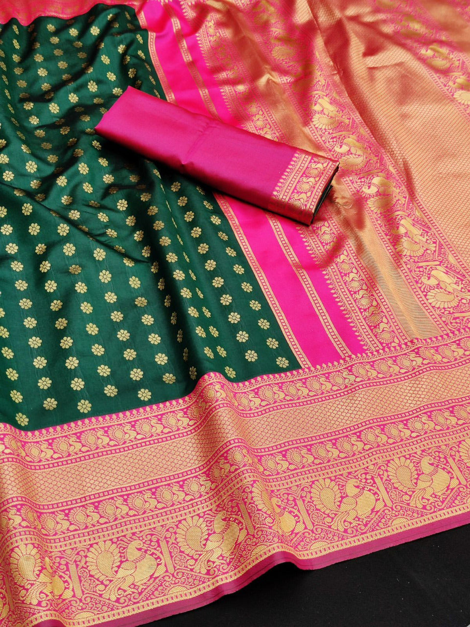 Pure Kanjivaram Pattu Jacquard Silk Saree With Blouse
