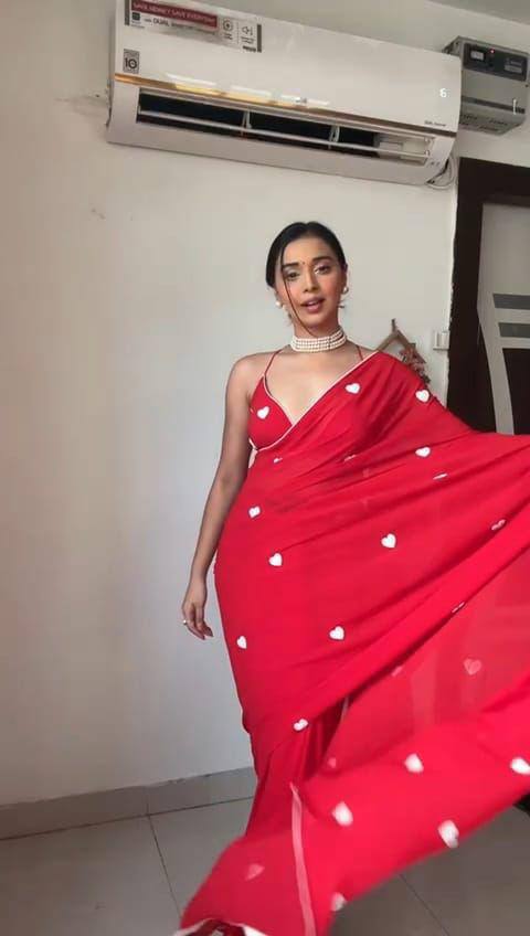 1 MIN READY TO WEAR SAREE IN IMPORTED GEORGETTE WITH HEAVY BLOUSE