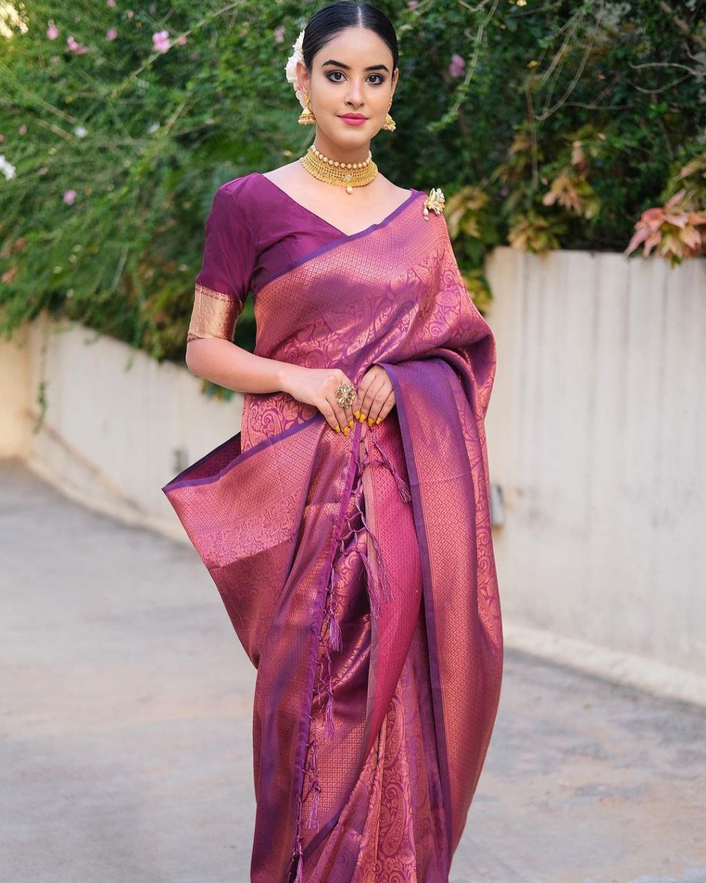 Dark Pink Kanjivaram Saree With Copper Zari Weaving With Blouse