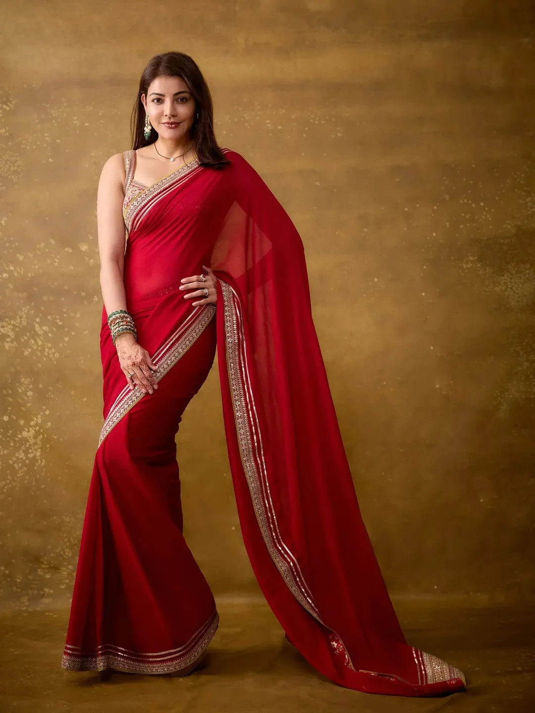 EXCELLENT RED RANGOLI SILK SAREE WITH INIMITABLE BLOUSE PIECE