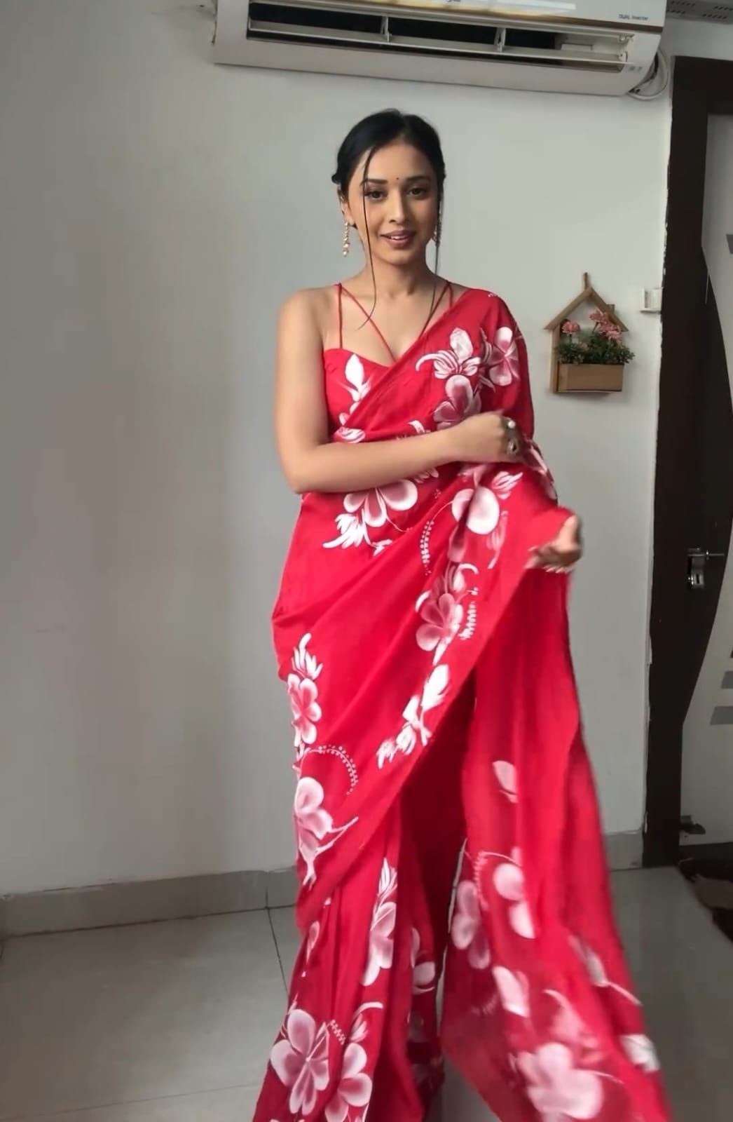 1-MIN READY TO WEAR  SAREE IN SOFT GEORGETTE SILK WITH BLOUSE