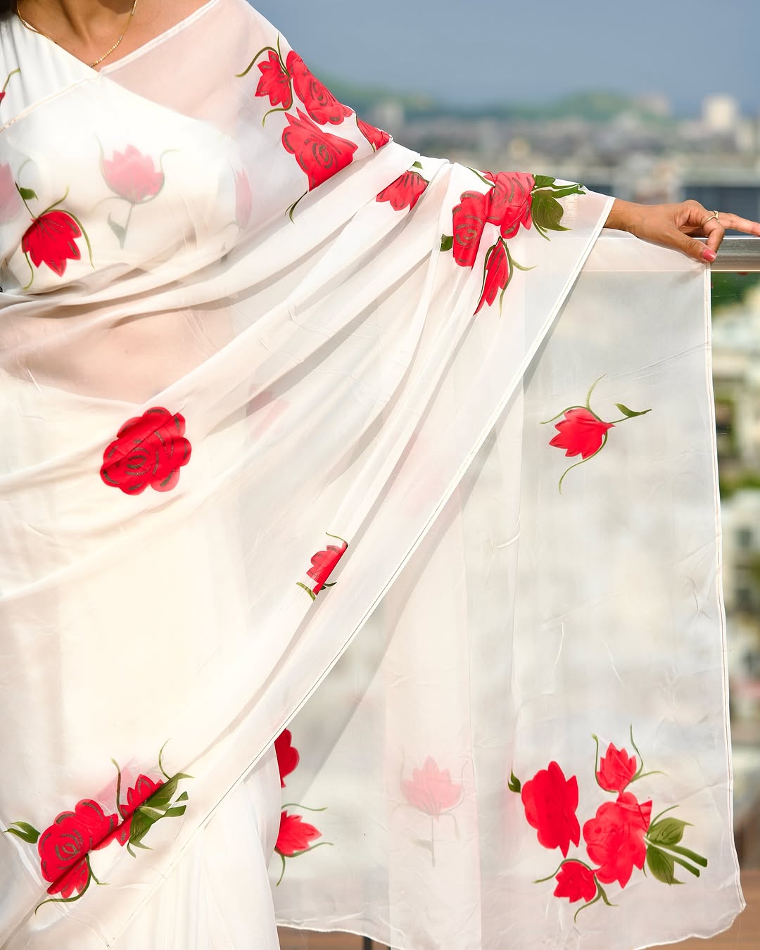 1 MIN READY TO WEAR  SAREE IN PURE SOFT GEORGETTE WITH  BLOUSE
