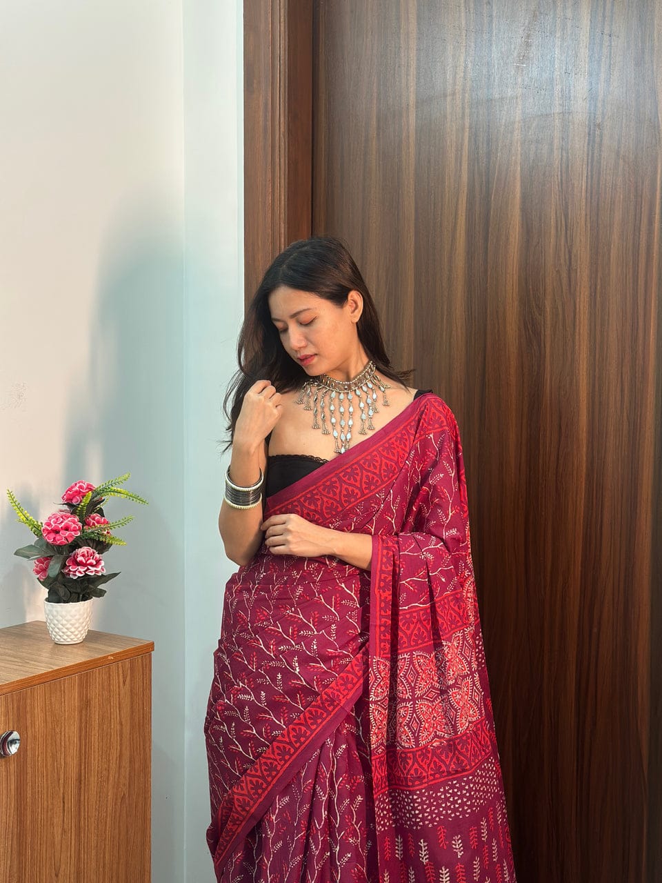 1 MIN READY TO WEAR DARK PINK MUL COTTON DIGITAL PRINTED SAREE WITH POCKET