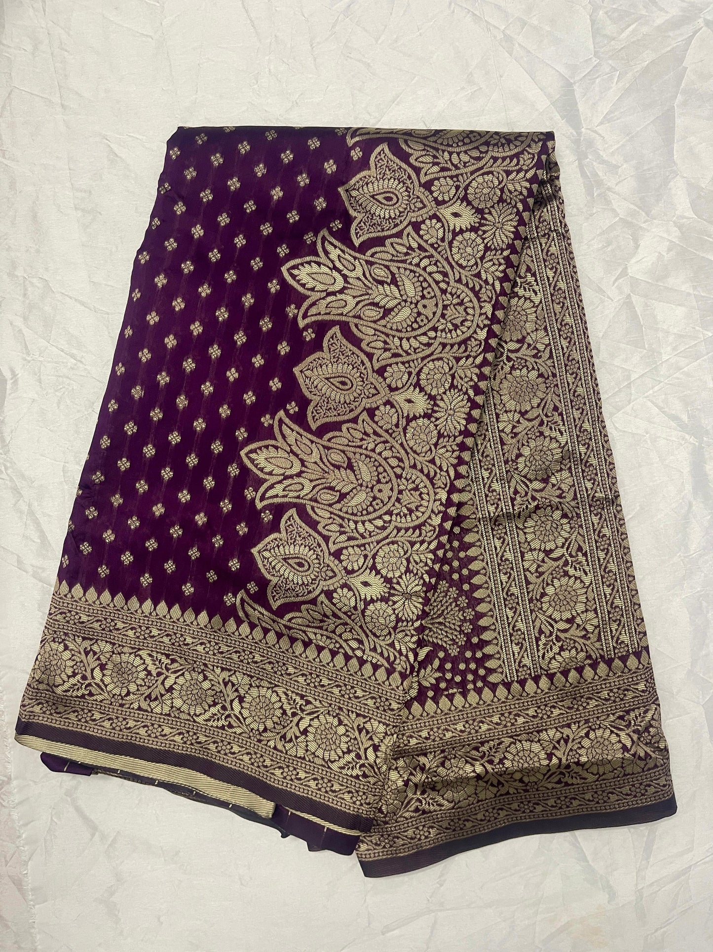 Magenta Pink Pure Kanjivaram Silk Saree with Golden Zari Weaving