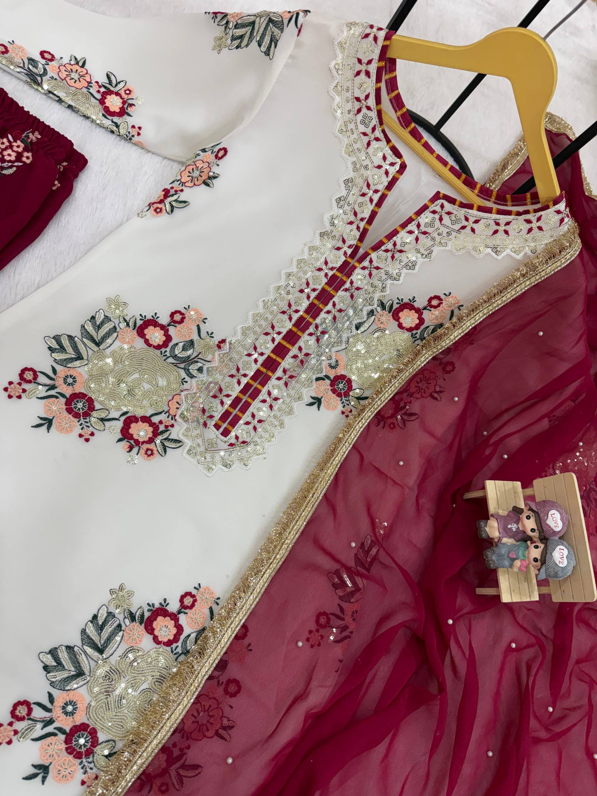 LAUNCHING THREAD & SEQUINS, FAUX GEORGETTE FABRIC✨KURTI, DUPATTA & PENT