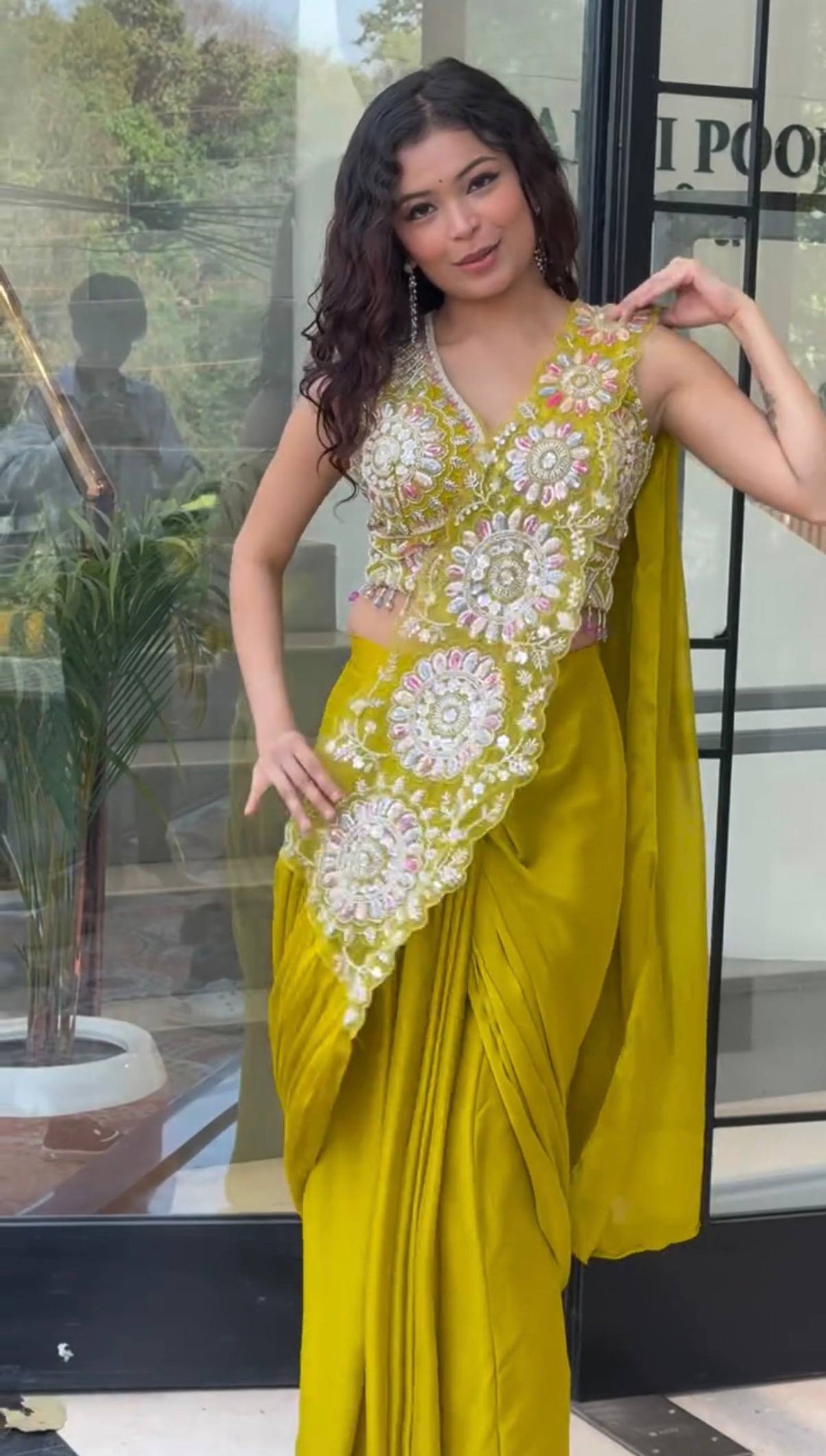 SUPERHIT READY TO WEAR SAREE WITH FULLY EMBROIDERED STYLIST BLOUSE