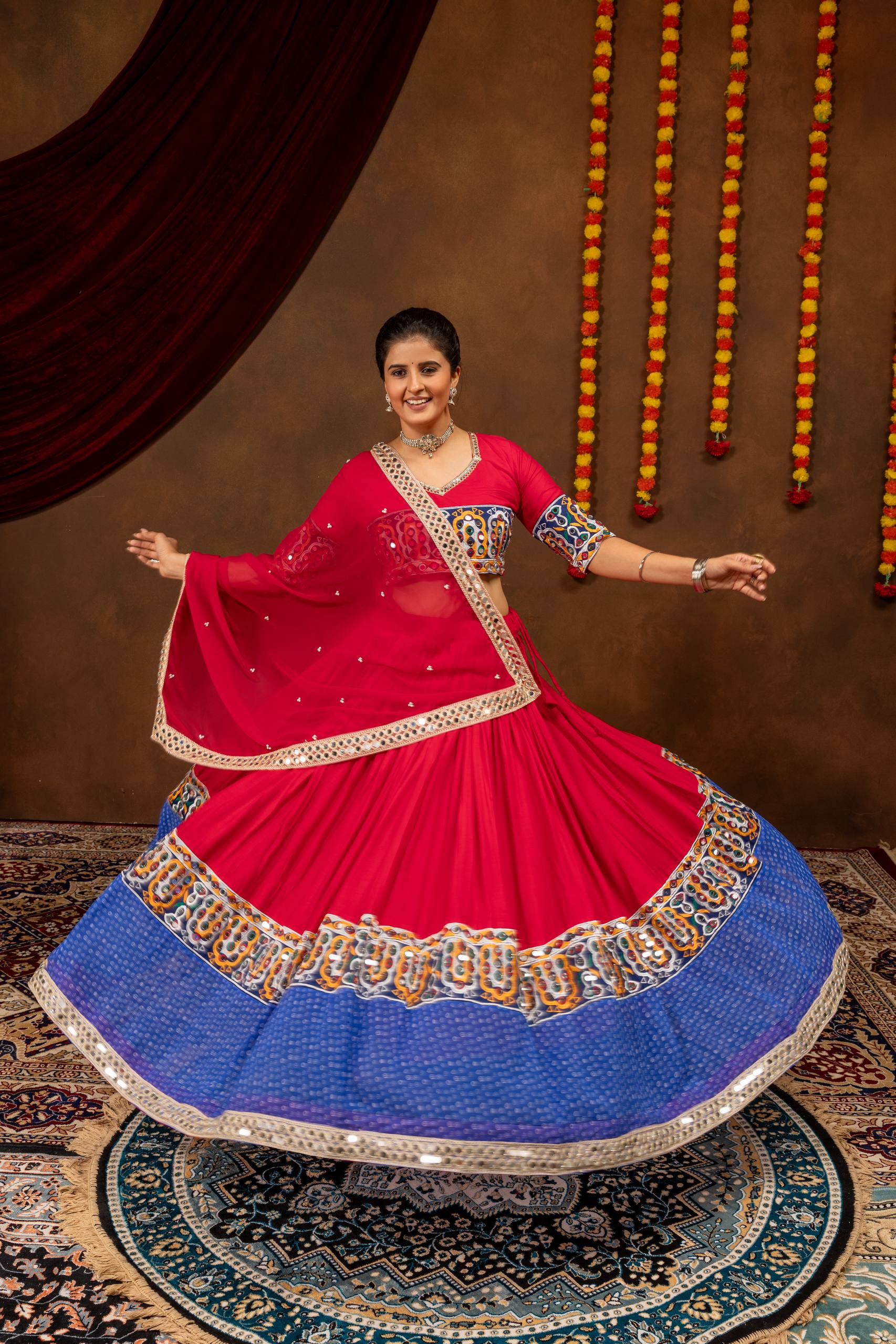 FESTIVAL SPECIAL EMBROIDERED LAHENGA CHOLI