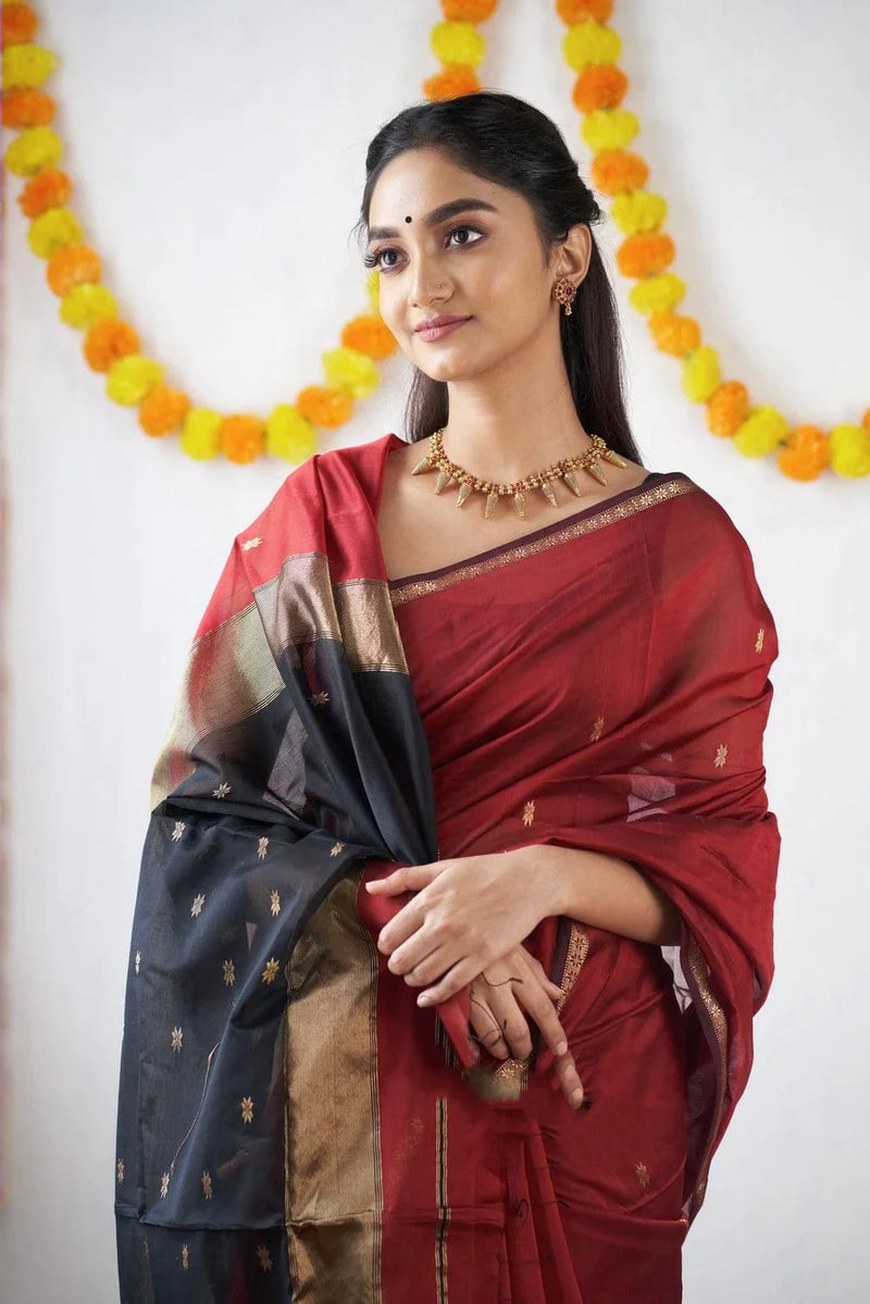 Stunning Red Cotton Silk Saree With Elegant Blouse Piece