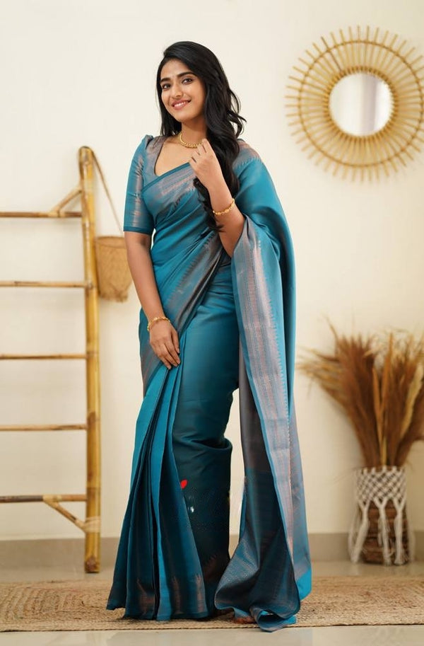 Rama Banarasi Silk Saree With Royal Copper Border Pattu