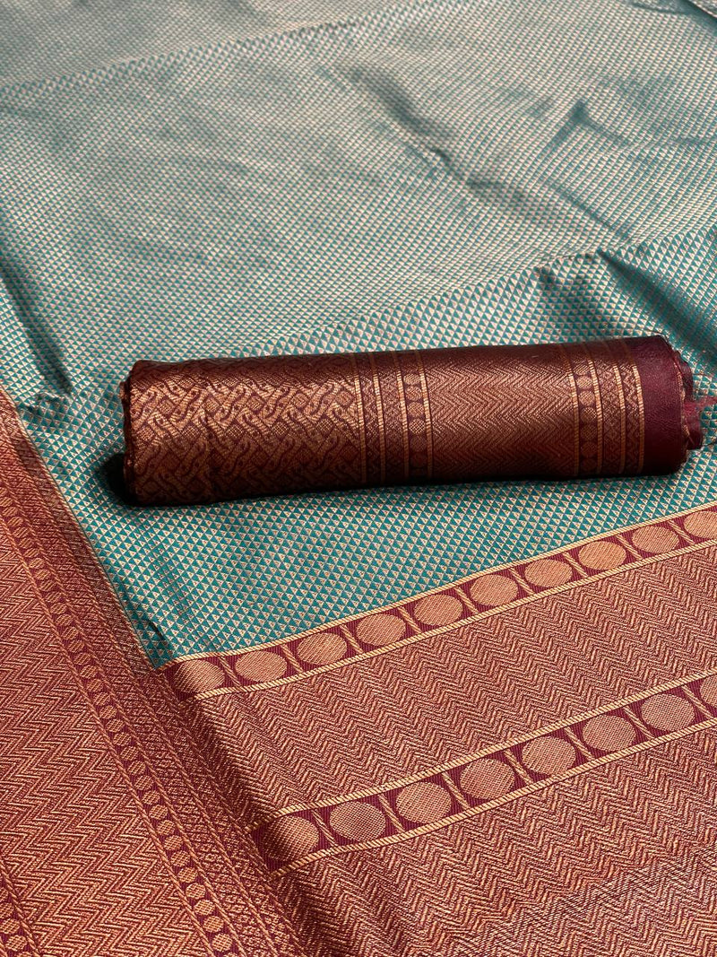 Pure Rama Kanjivaram Silk Saree With Copper Zari Border